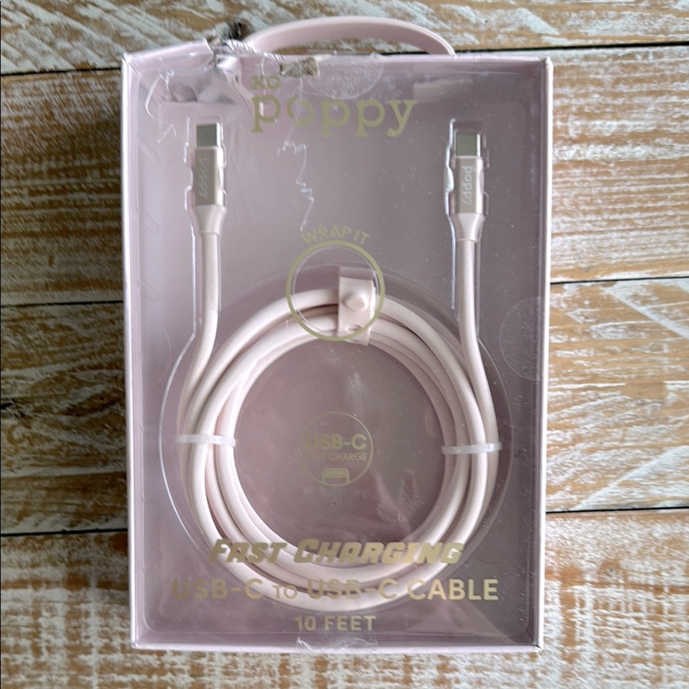 🌸 xo poppy 10ft USB-C to USB-C Cable – Light Pink, Fast, and Fabulous! 🌸 NWT